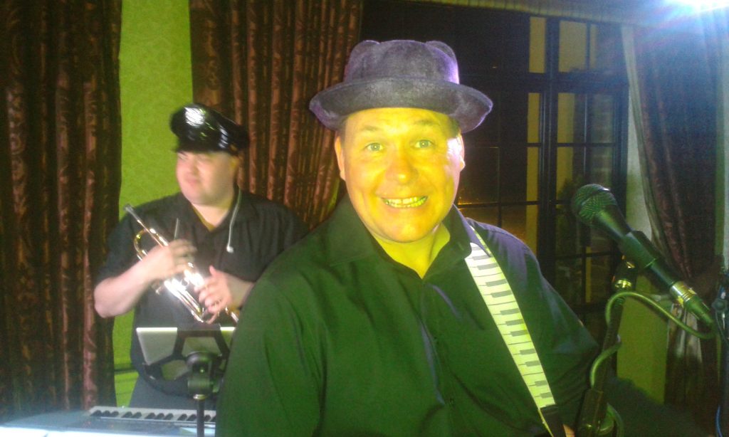 Pulse Wedding Band Western House Ayrshire 22-08-2015 Alan wearing hat