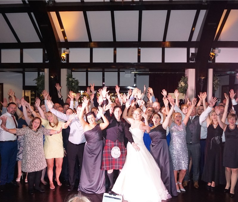 Pulse wedding band Ayrshire & Glasgow in Brig O’ Doon Ayrshire group shot on busy dance floor